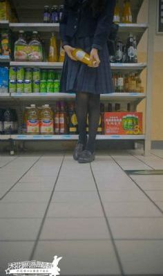 年轻的嫂子8_720电视剧在线观看