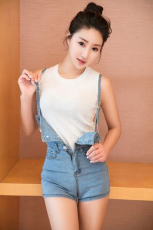 兴兴影院_十万网红美女美酱