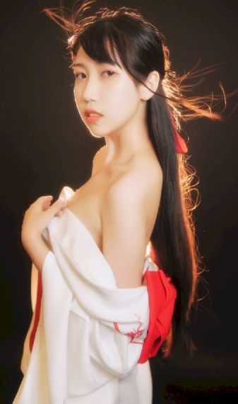 寡妇与傻子做爰_DVD国语在线观看