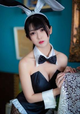 一个人看的视频免费高清在线观_超清天堂在线